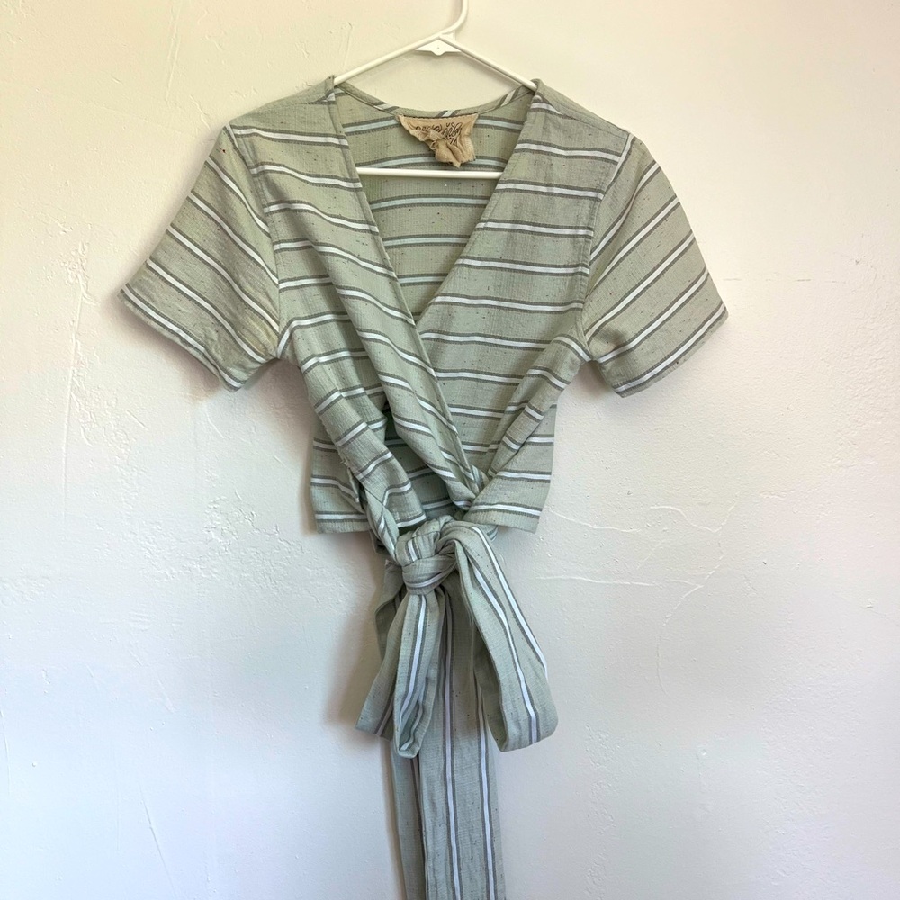 Ace and jig wrap top size small spring 2019 skipper fabric
